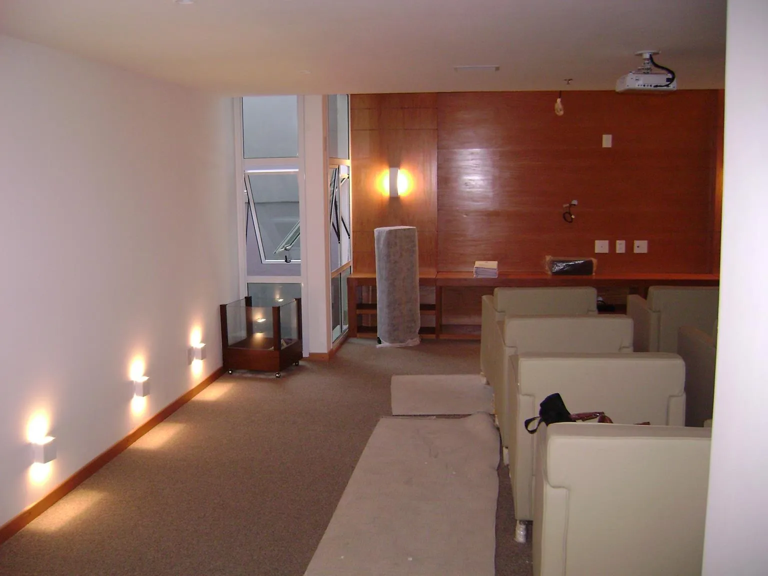 Washing machine in a one-bedroom apartment, 42 m² — photo 8