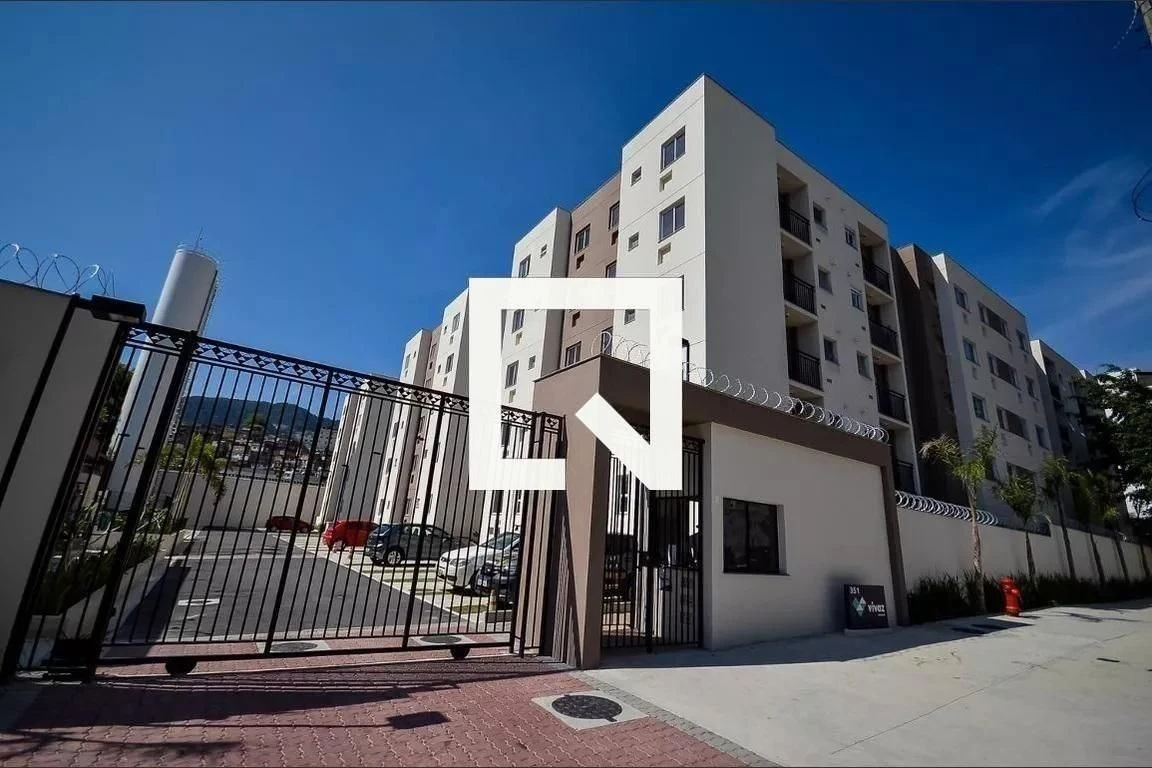 One-bedroom apartment in a building with a gym — photo 21