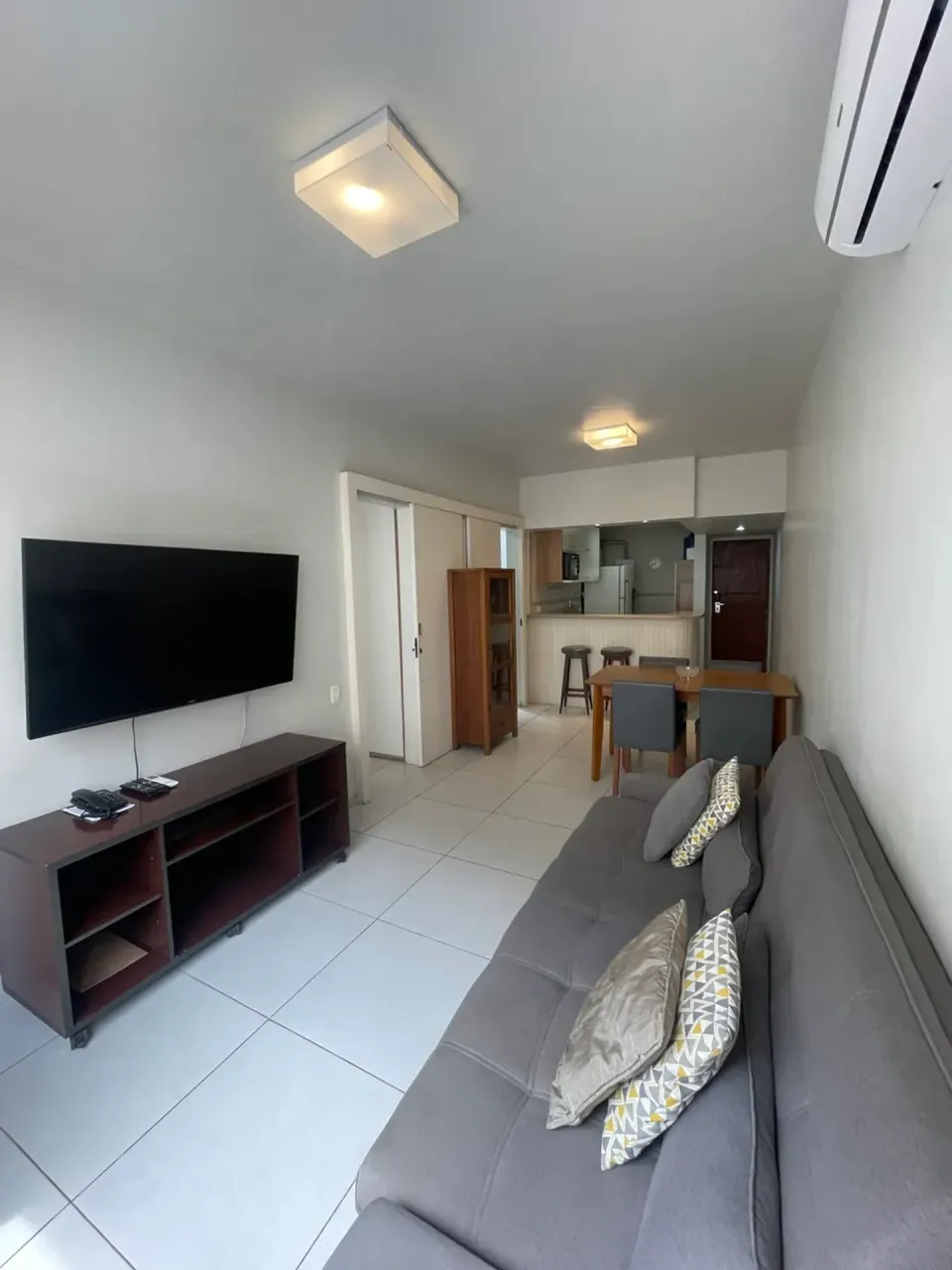 Apartamento mobiliado com 1 dormitório, 2 banheiros e 1 vaga — photo 6