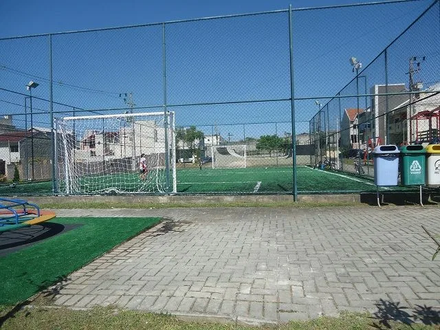 Застеклённый балкон и 3 спальни: дом 180 м² — photo 25