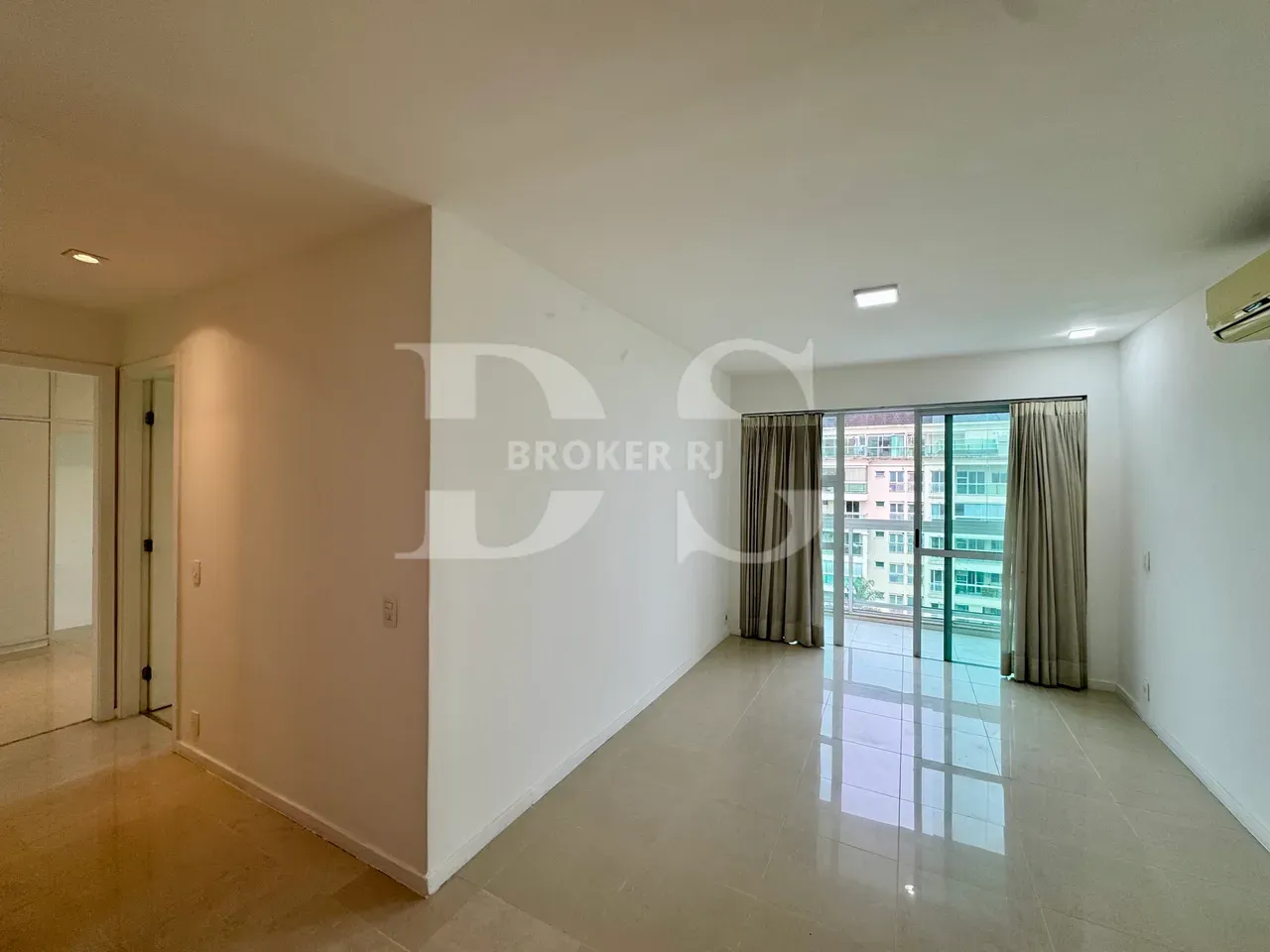 3 quartos e janelas do piso ao teto: apartamento de 203 m² — photo 4