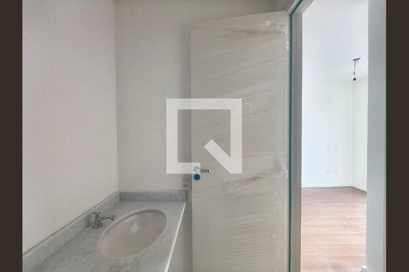 Apartamento de 2 quartos em condomínio com academia — photo 4