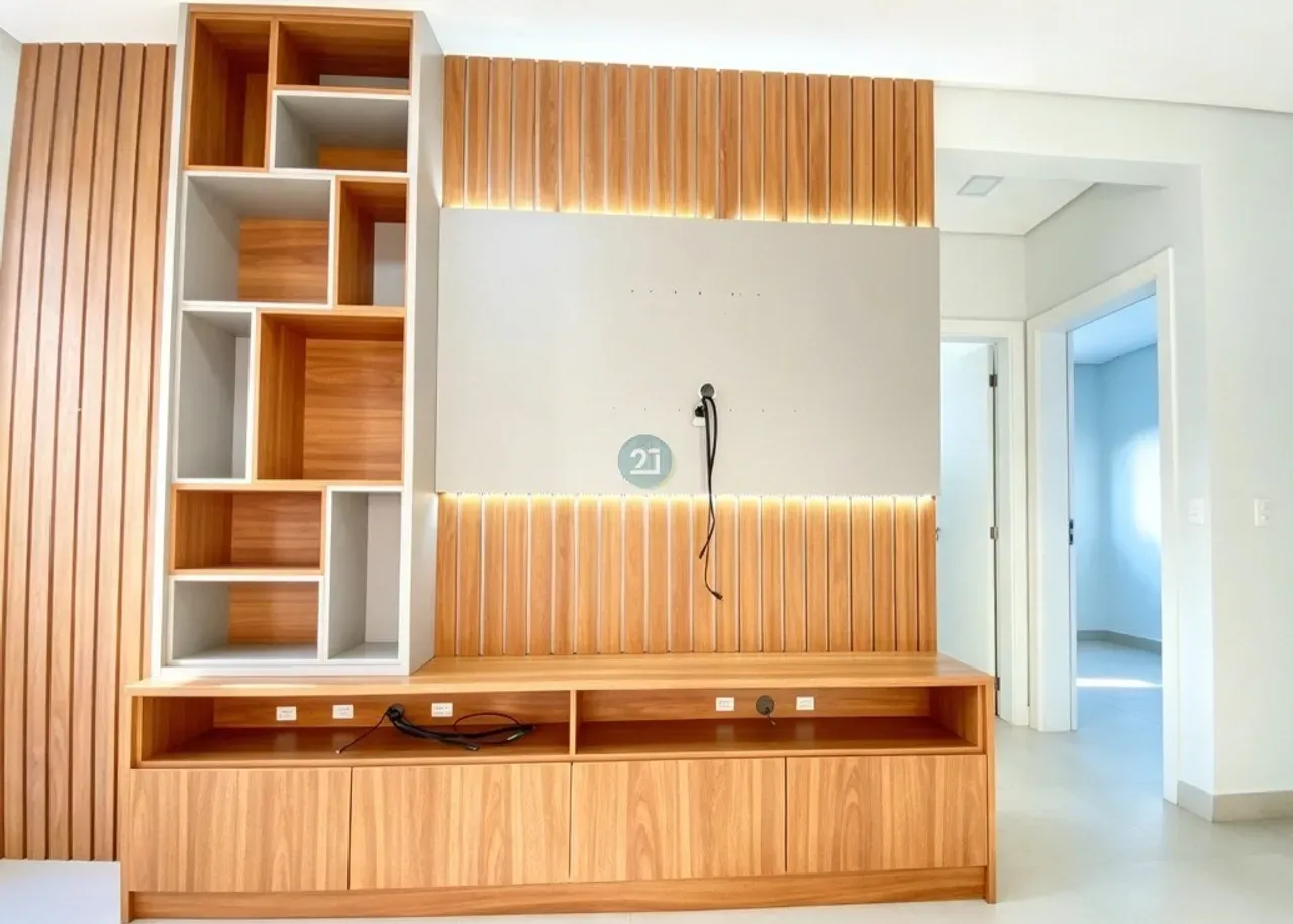 3-bedroom apartment with 1 en-suite and 2 parking spaces — photo 3