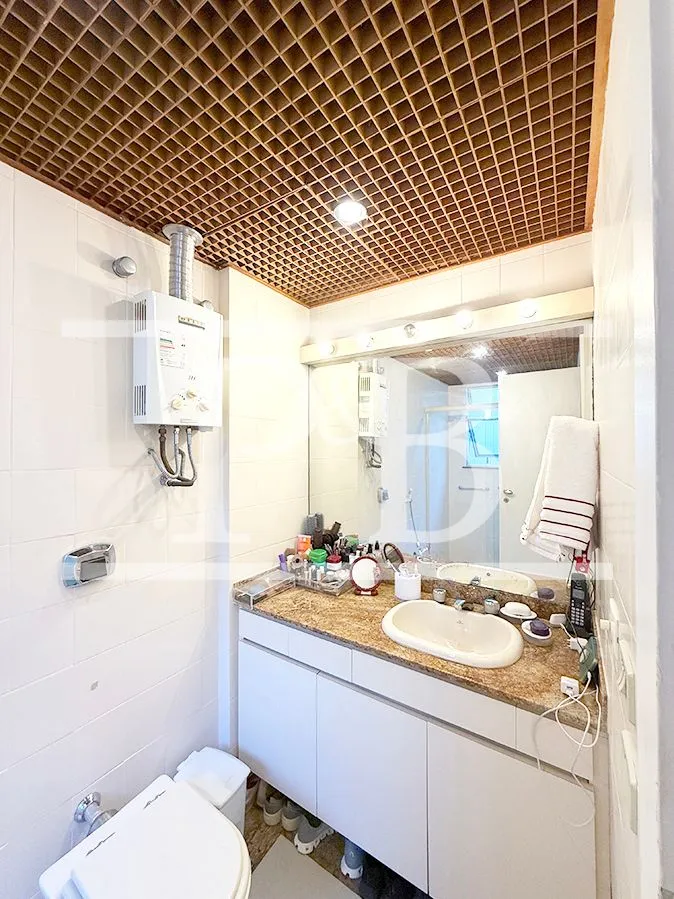Furnished apartment with 3 bedrooms and 3 bathrooms — photo 27