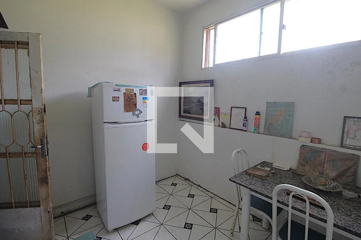 Furnished 1-bedroom apartment with 1 bathroom no parking