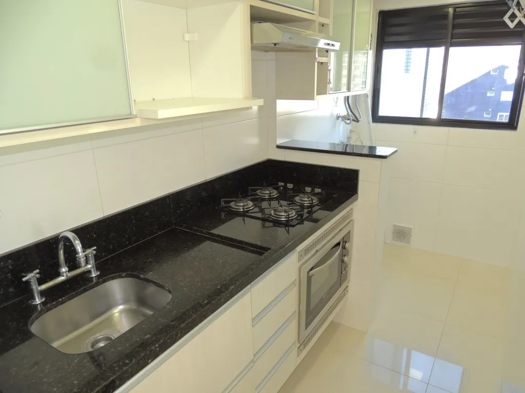 Apartamento mobiliado 1 quarto com cozinha americana e 2 vagas — photo 21