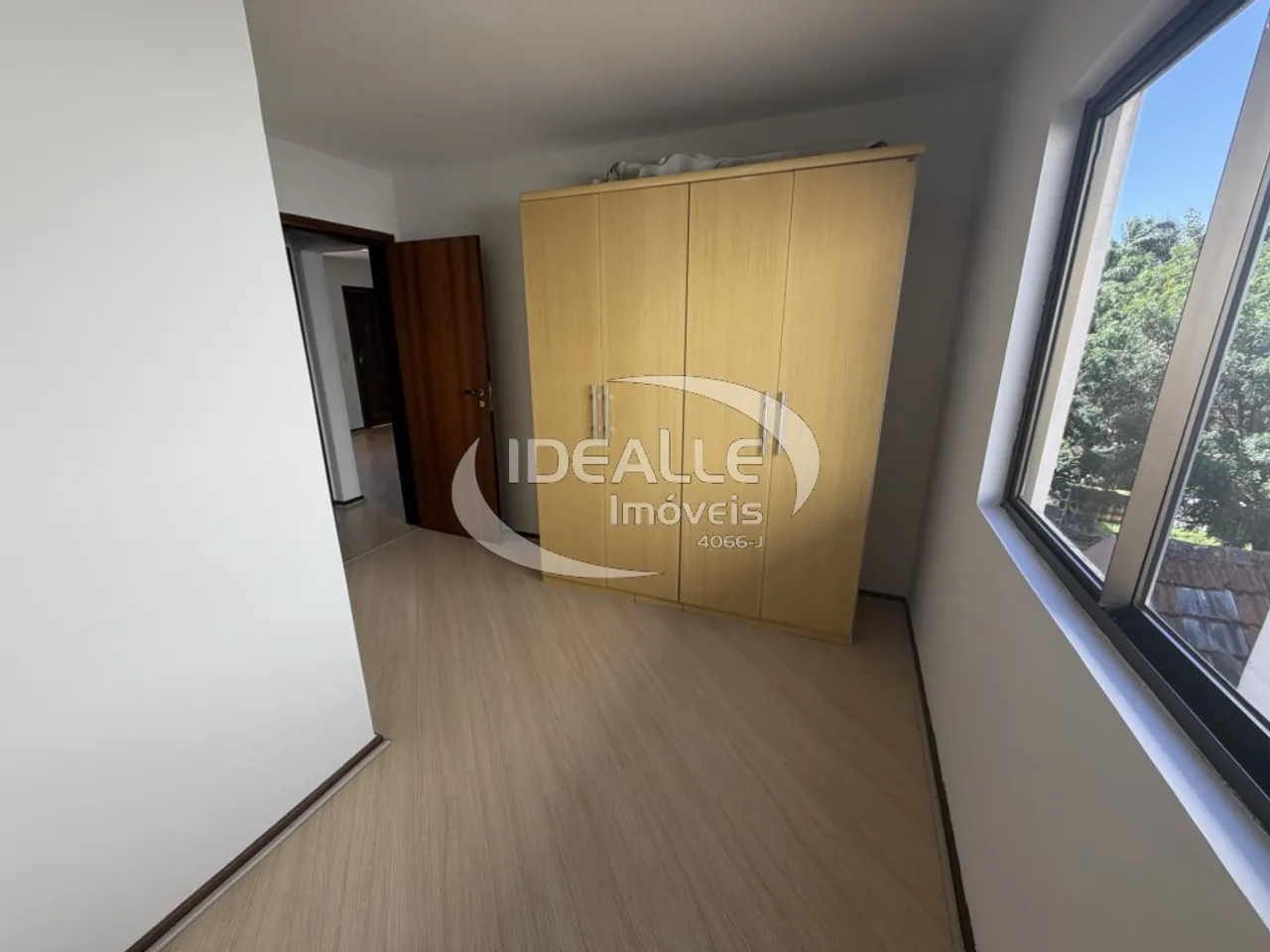 Apartment with a separate kitchen and 2 bedrooms — photo 7
