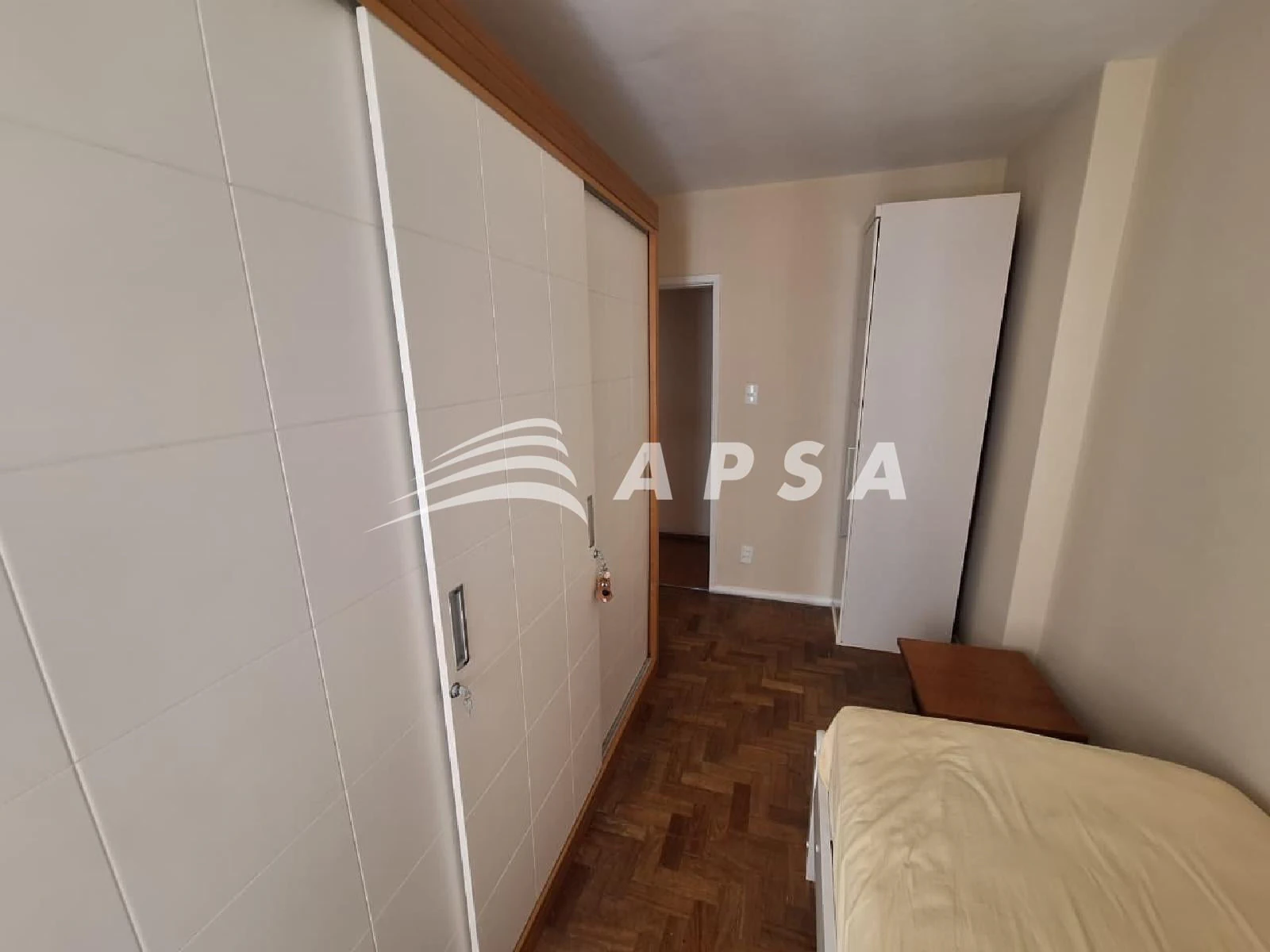 Apartamento, 65 m², com piso de madeira ou laminado — photo 22