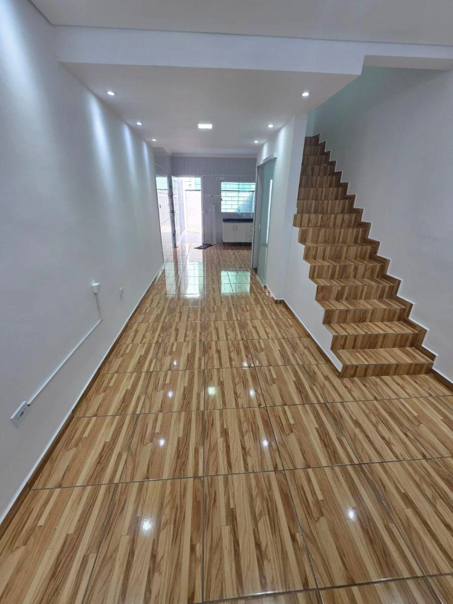2-bedroom house with a washing machine in Curitiba
