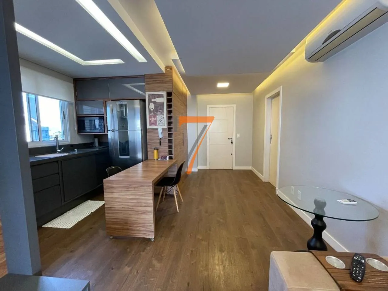Furnished penthouse with 2 en-suite bedrooms and 210 m² — photo 24