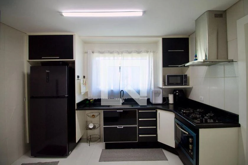 Ванна и 3 спальни: дом 250 м² — photo 7