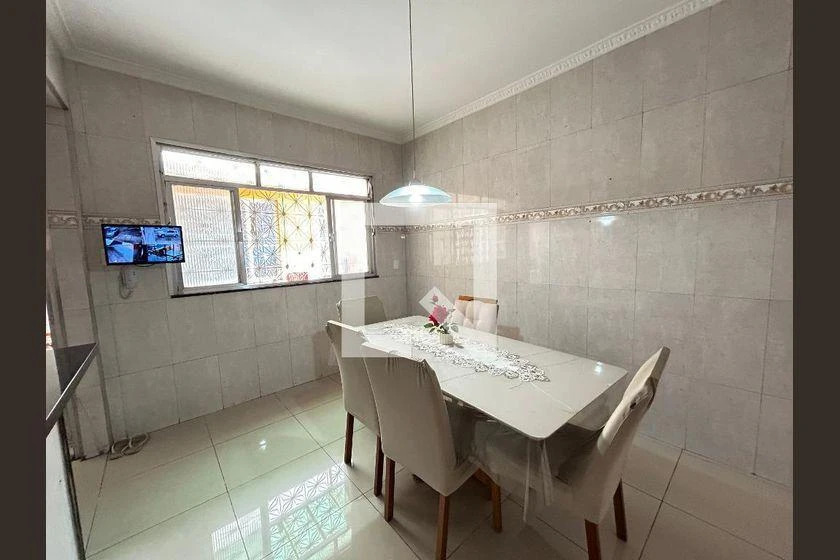 Furnished house with 4 bedrooms and 2 bathrooms — photo 26