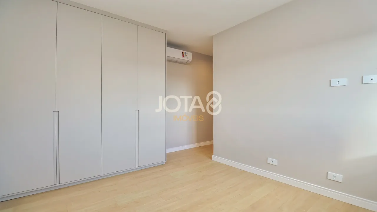 Apartamento de 3 dormitorios, 136 m² y 2 plazas — photo 13