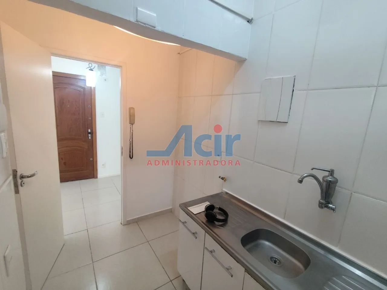 1-bedroom, 1-bath apartment with no parking — photo 7