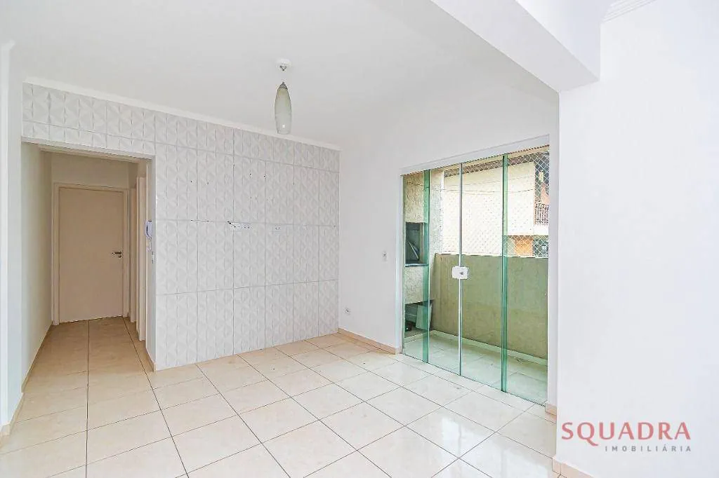 Apartamento de 2 quartos com 1 suíte e sacada — photo 2