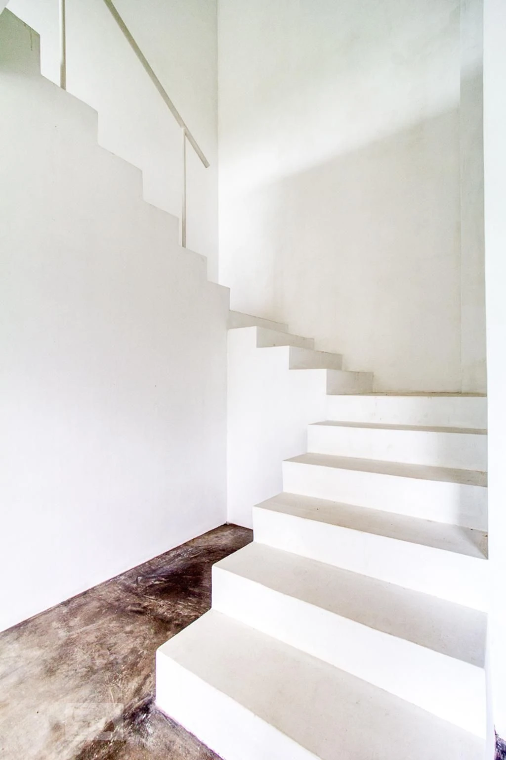 House with 3 bedrooms and 4 bathrooms with a closed kitchen — photo 4