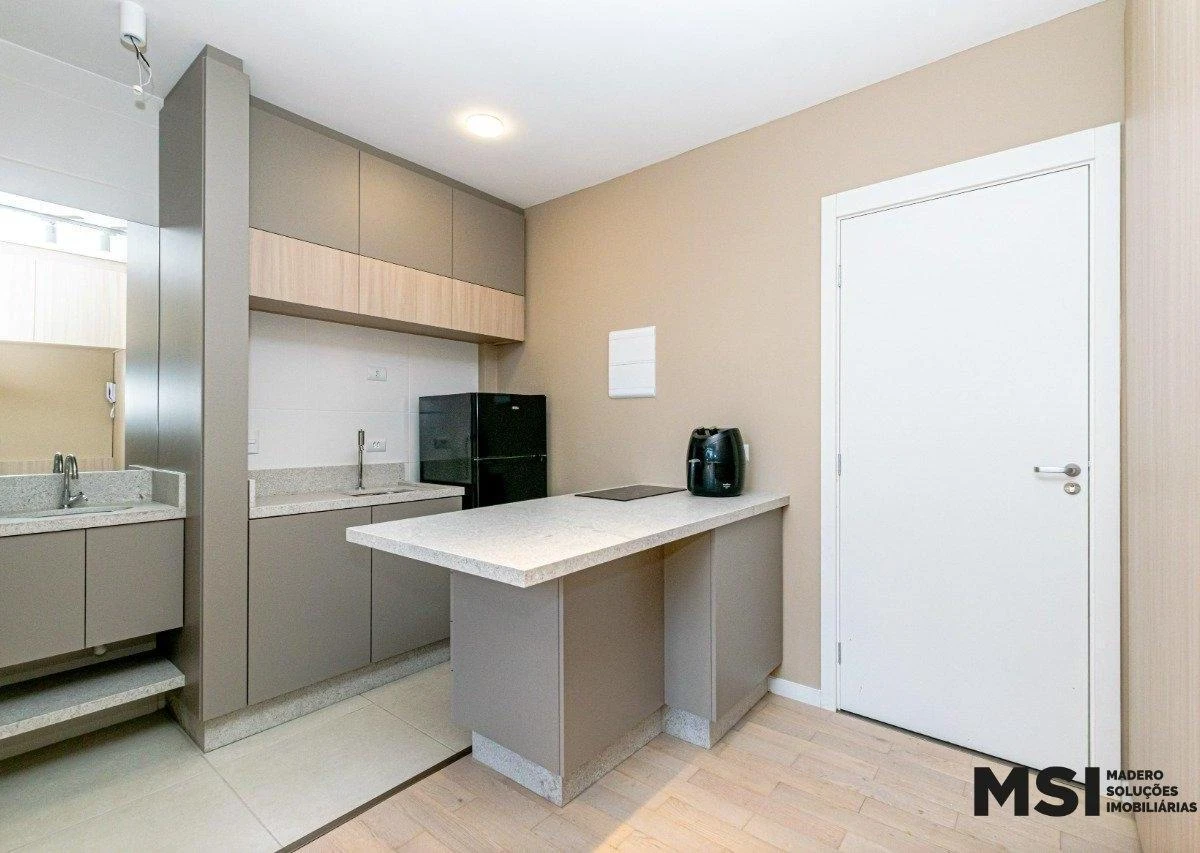 Балкон с грилем и 1 спальня: квартира 21 м² — photo 2
