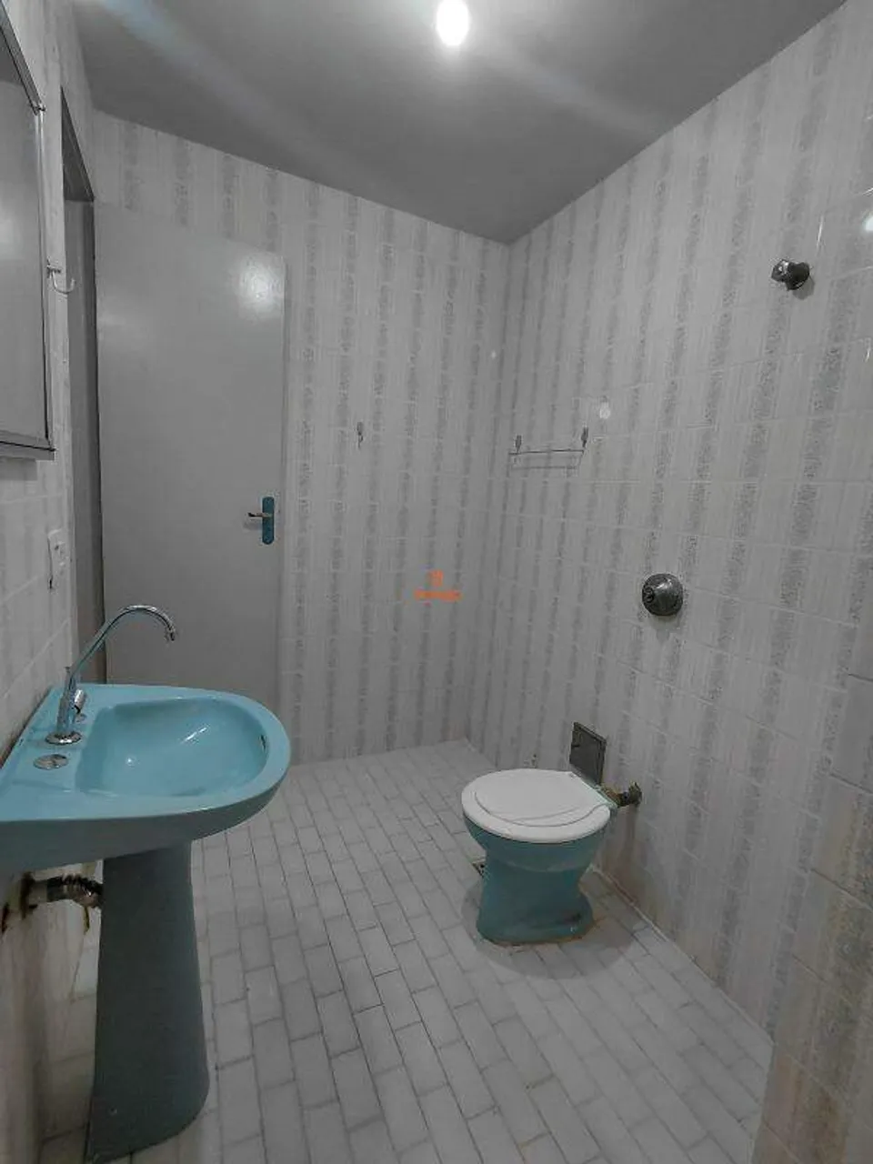 2-bedroom apartment with 1 bathroom and 1 parking spot — photo 9