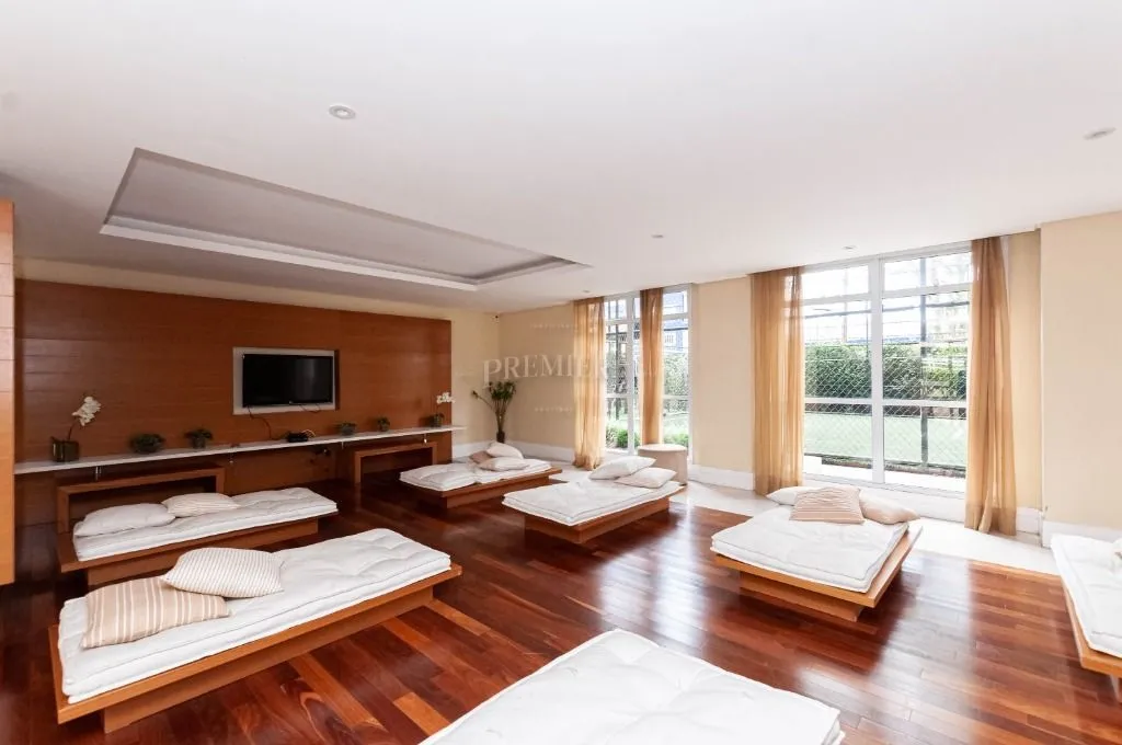 Furnished 158 m² apartment with 3 bedrooms and 5 bathrooms — photo 58