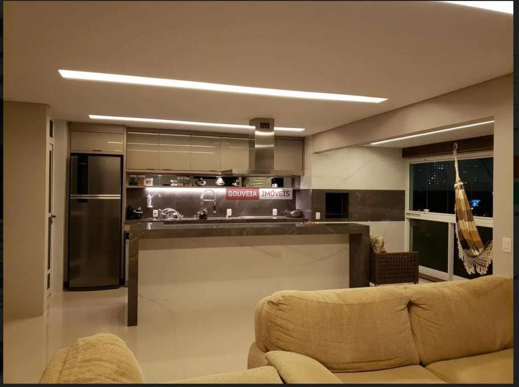 Furnished apartment with 2 en-suite bedrooms and BBQ — photo 2