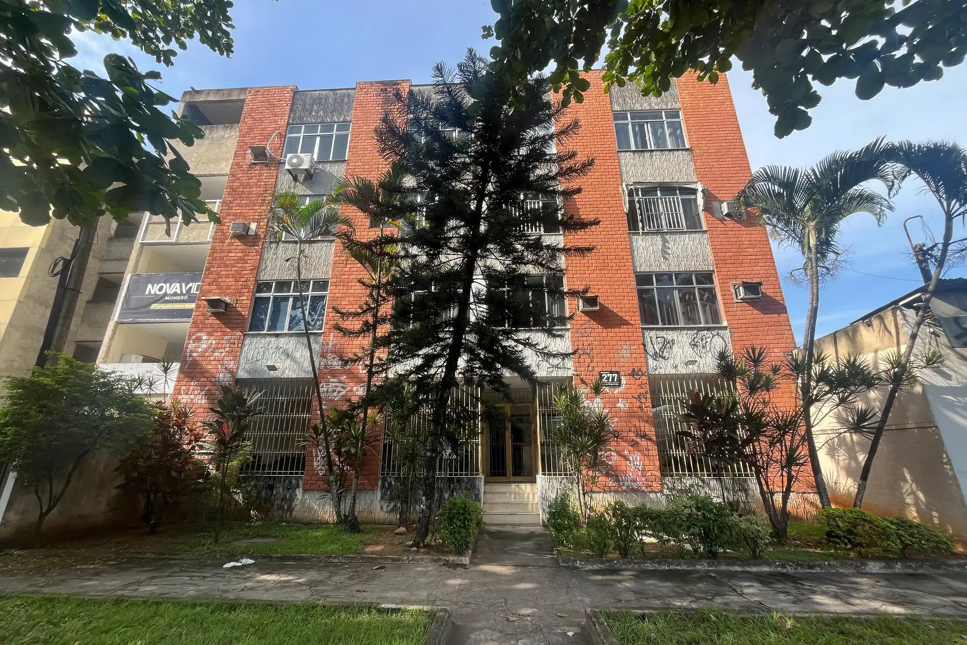 Власне барбекю та 3 спальні: квартира 122 м² — photo 42