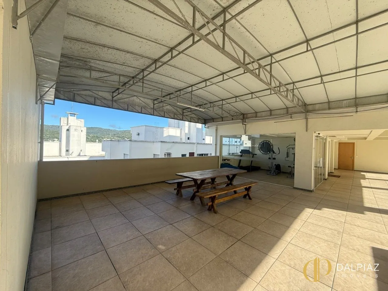 One-bedroom, 50 m² apartment in Florianópolis — photo 15