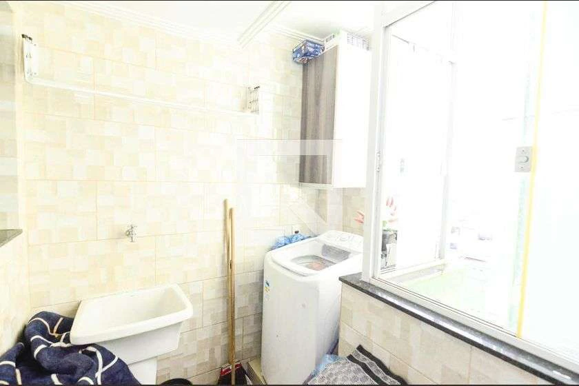 Furnished 55 m² apartment with 2 bedrooms and glass balcony — photo 18