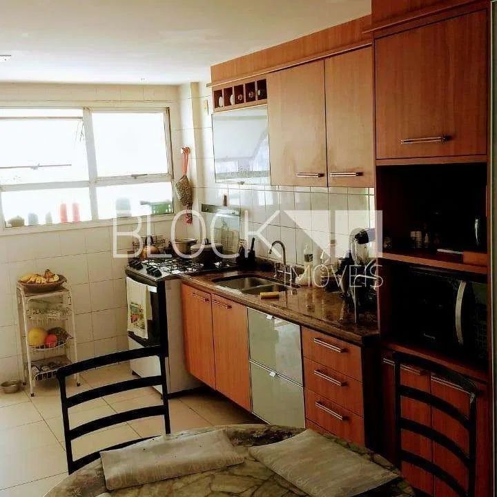 Triplex condo house with 5 bedrooms and 3 en-suites — photo 6