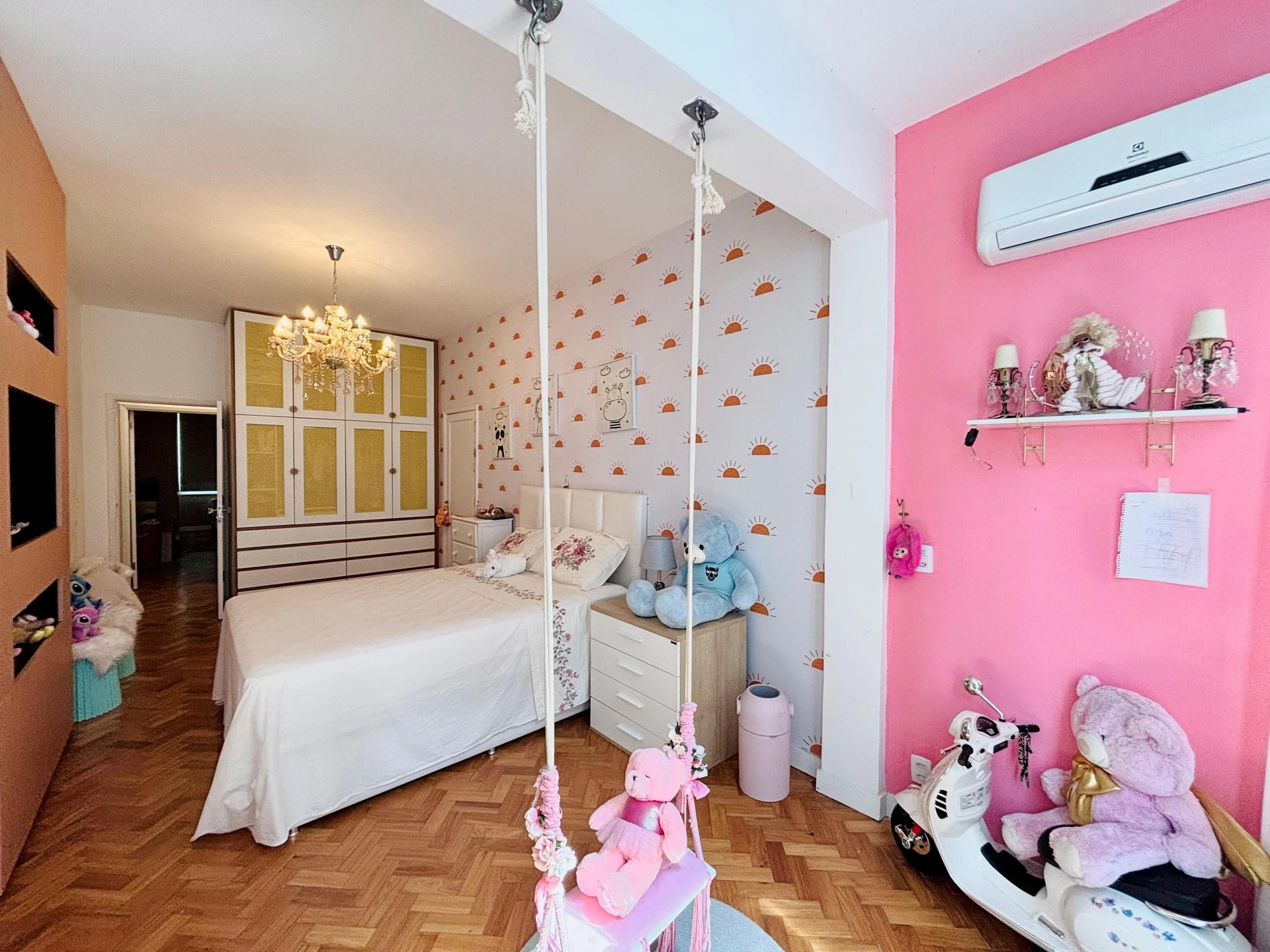 4-bedroom apartment with a home office in Rio de Janeiro — photo 4