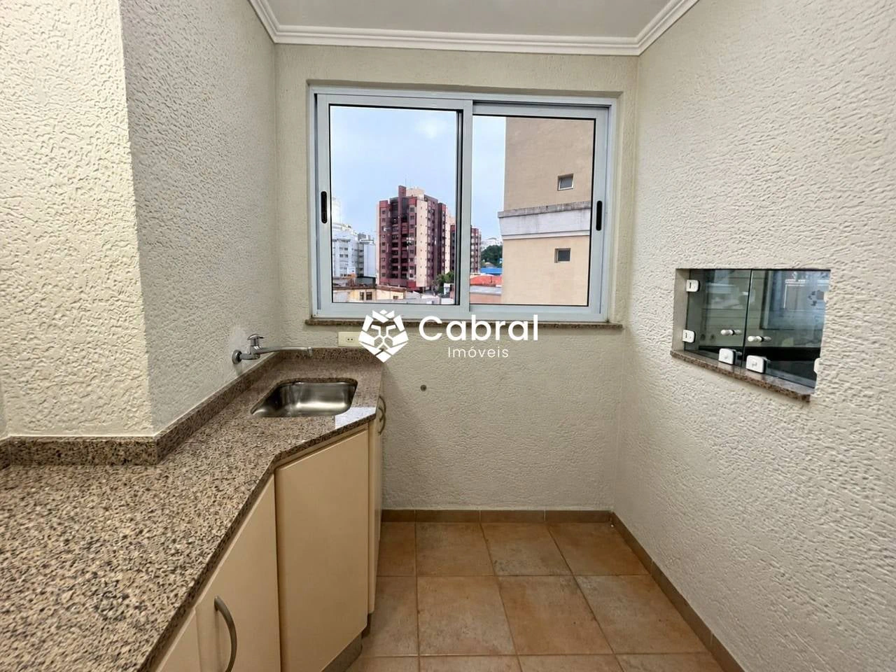 3-bedroom apartment with one en-suite bathroom — photo 15
