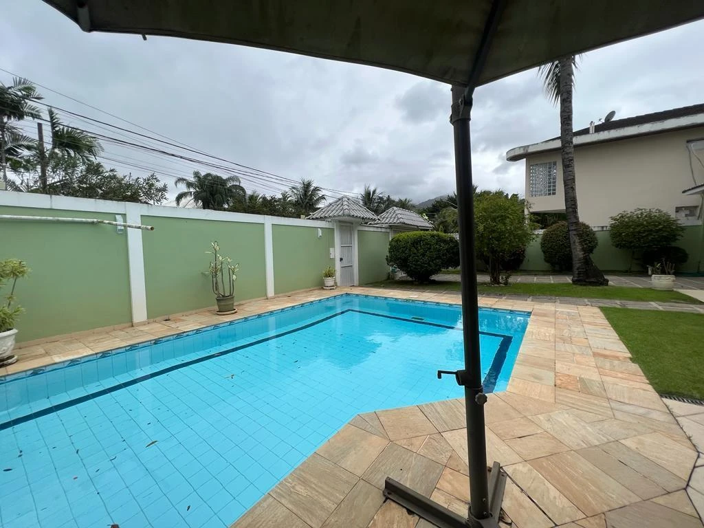 Unfurnished 1000 m² house with 5 en-suite bedrooms — photo 24