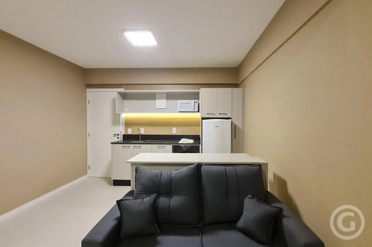 One-bedroom apartment with a home office in Florianópolis — photo 6