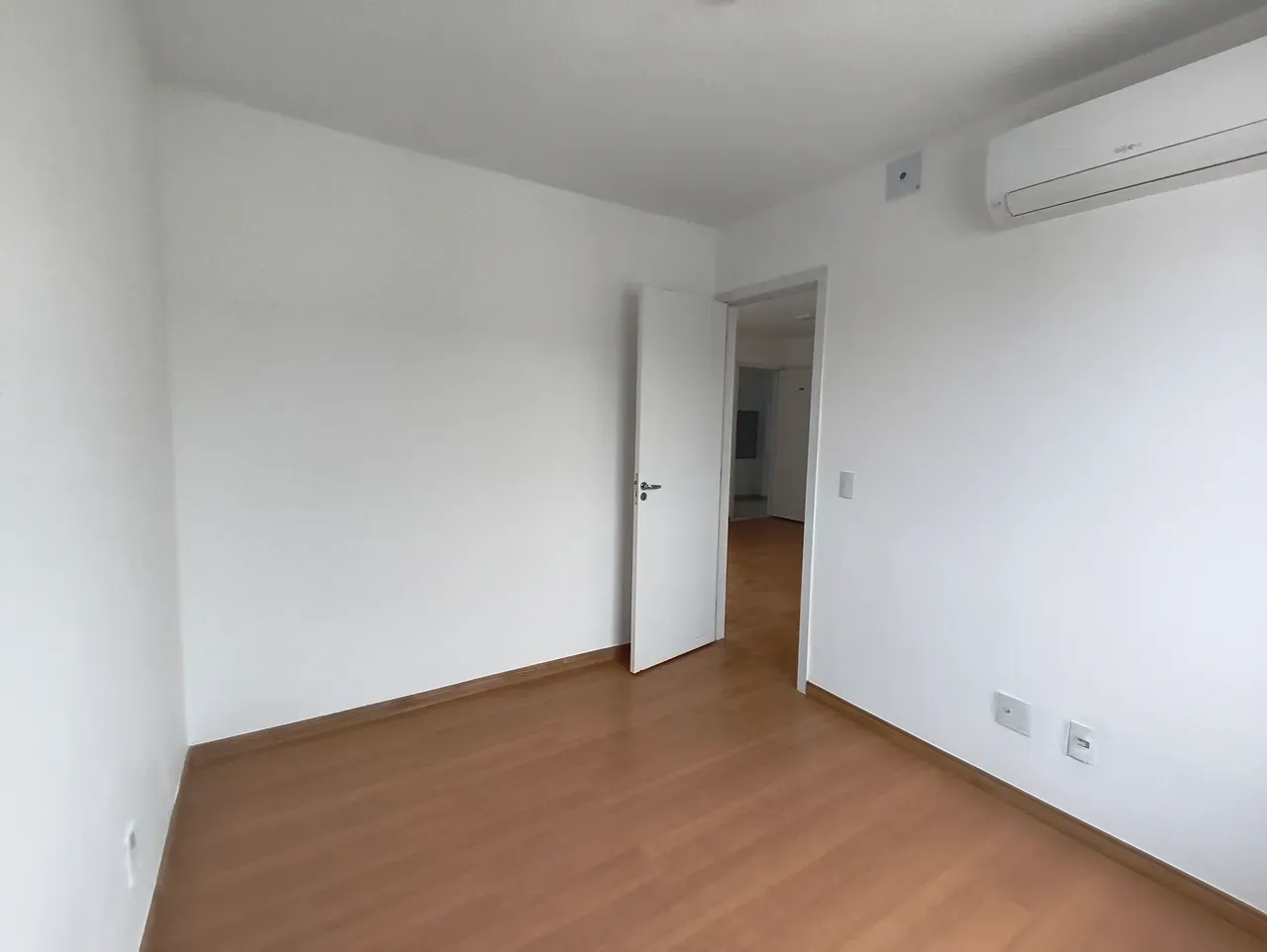 2 quartos e varanda envidraçada: apartamento de 45 m² — photo 5