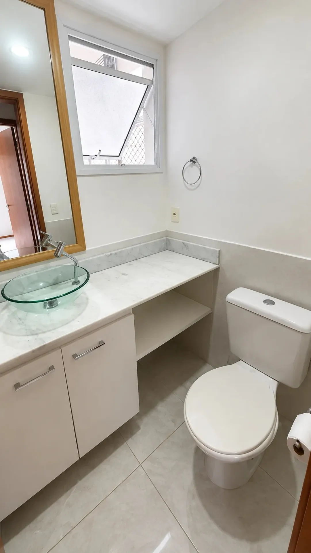 Apartamento de 2 quartos com suíte e 64 m² no 4º andar — photo 4