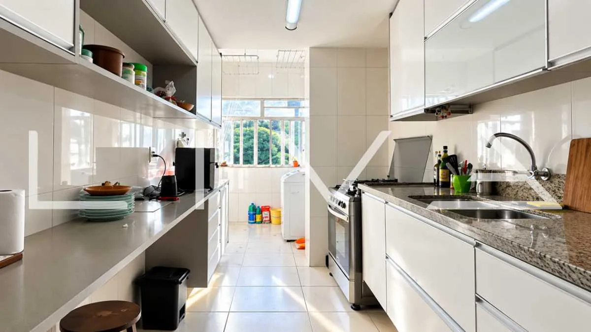 Furnished apartment, 133 m², with a private BBQ — photo 4
