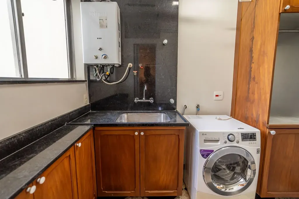Rental apartment with 4 bedrooms and 125 m² — photo 57