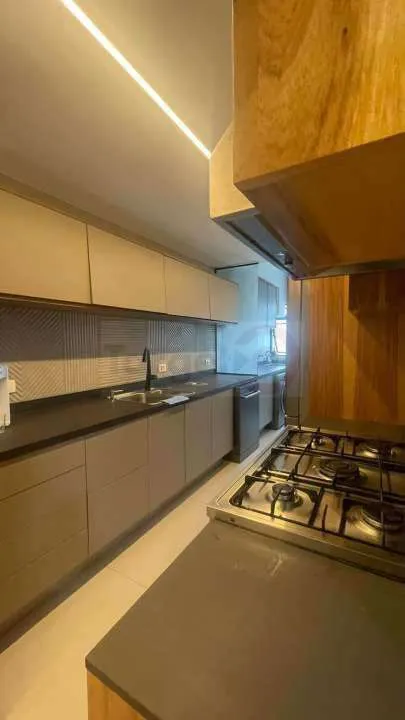 Вид на воду и 4 спальни: квартира 156 м² — photo 46