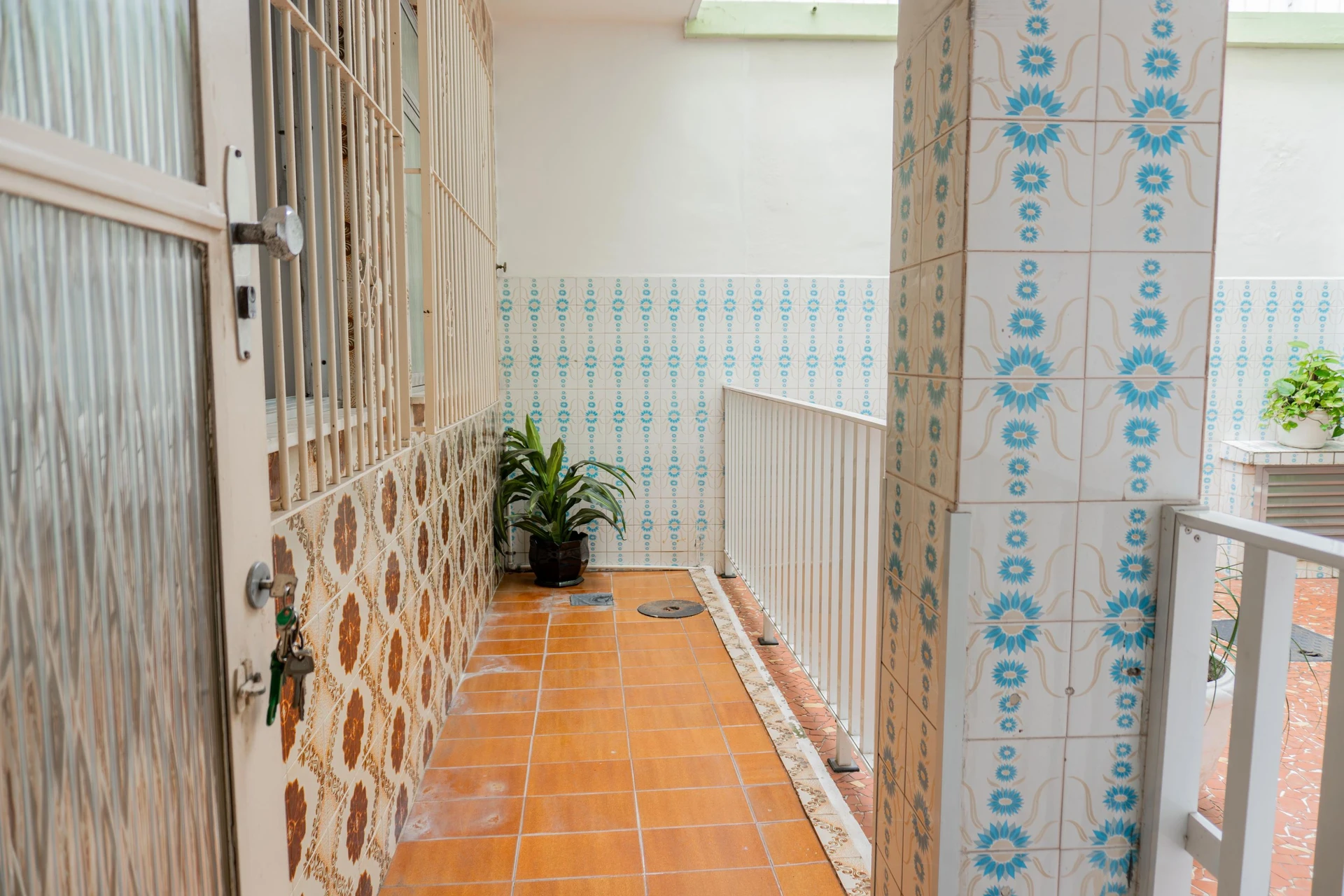Apartment with 2 bedrooms and a balcony — photo 15