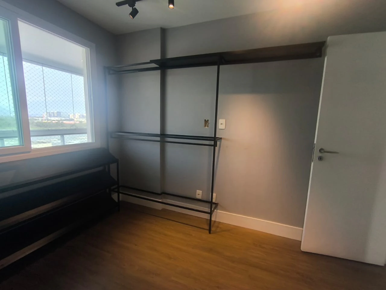 Apartment, 98 m², with a walk-in closet — photo 10