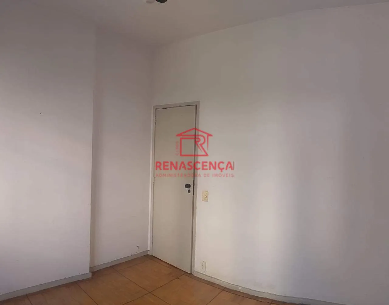 3-bedroom apartment with a gas stove — photo 2