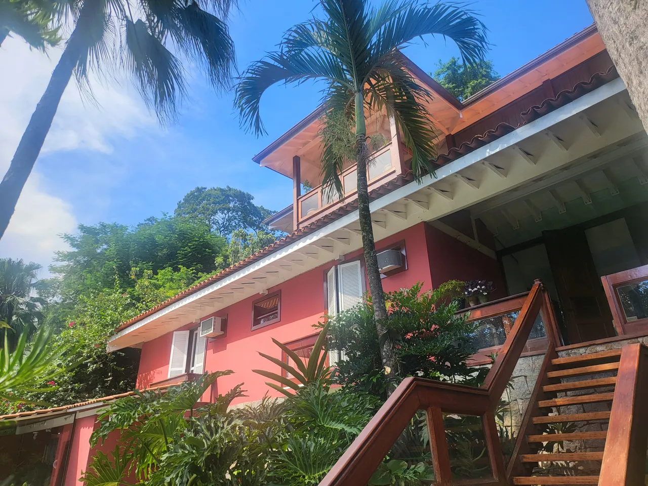 Casa mobiliada com 5 quartos e 5 suítes e varanda — photo 16