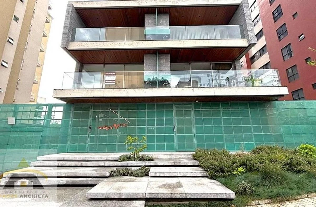 2-bedroom apartment with a washing machine in Curitiba — photo 24