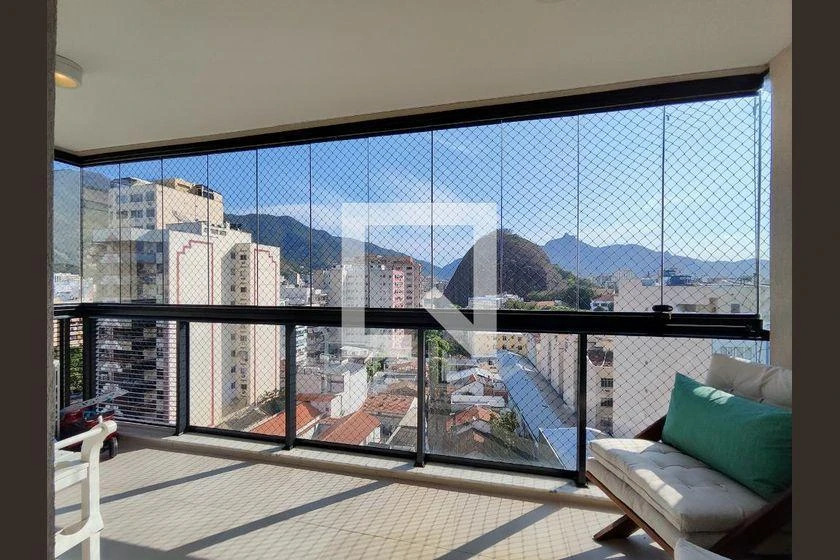3-bedroom apartment with a mountain view — photo 24