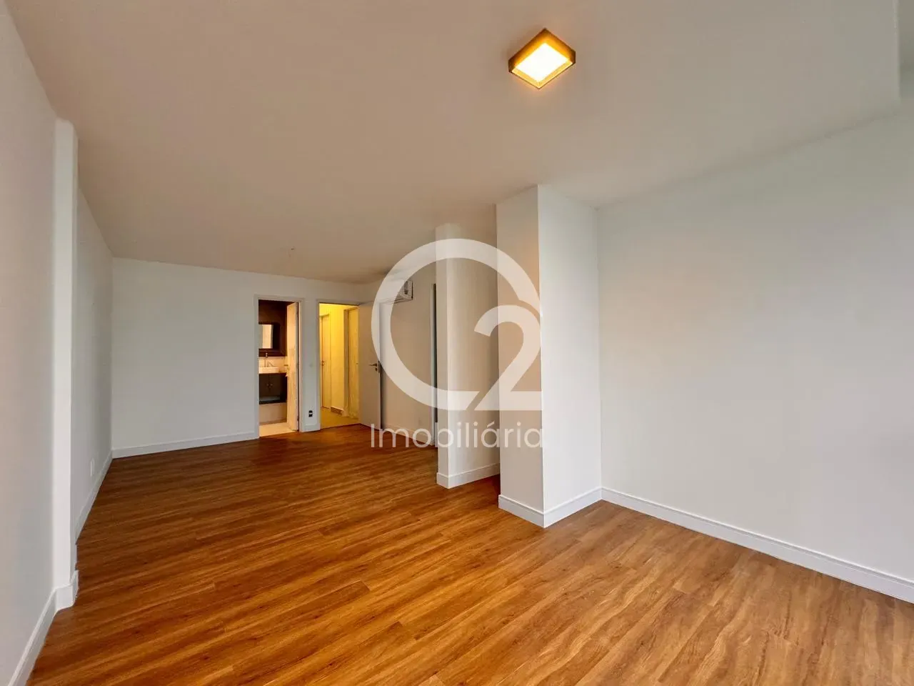 Apartamento, 119 m², com janelas do piso ao teto — photo 3
