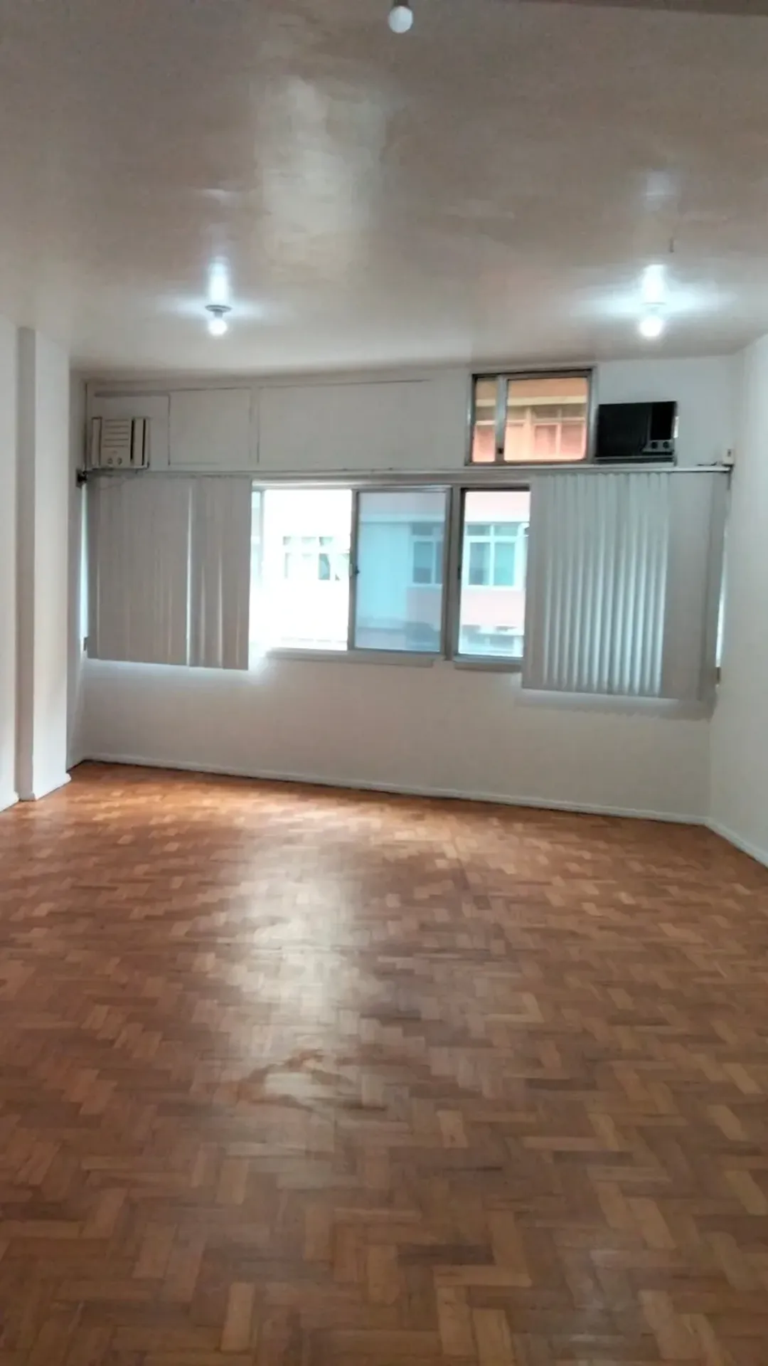 Apartamento, 42 m², com piso de madeira ou laminado — photo 5