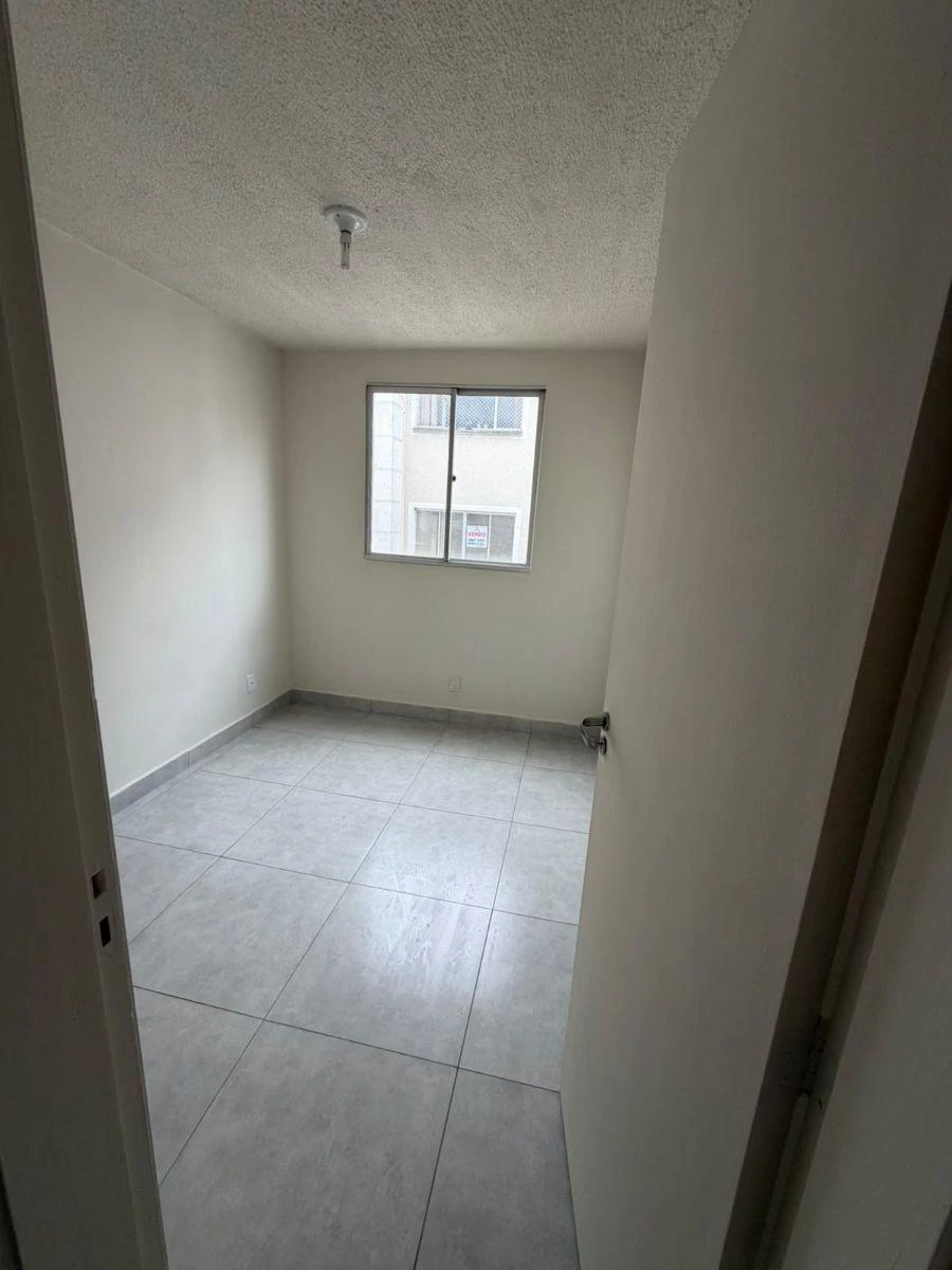 Apartamento de 55 m² con 2 dormitorios y cocina abierta — photo 3