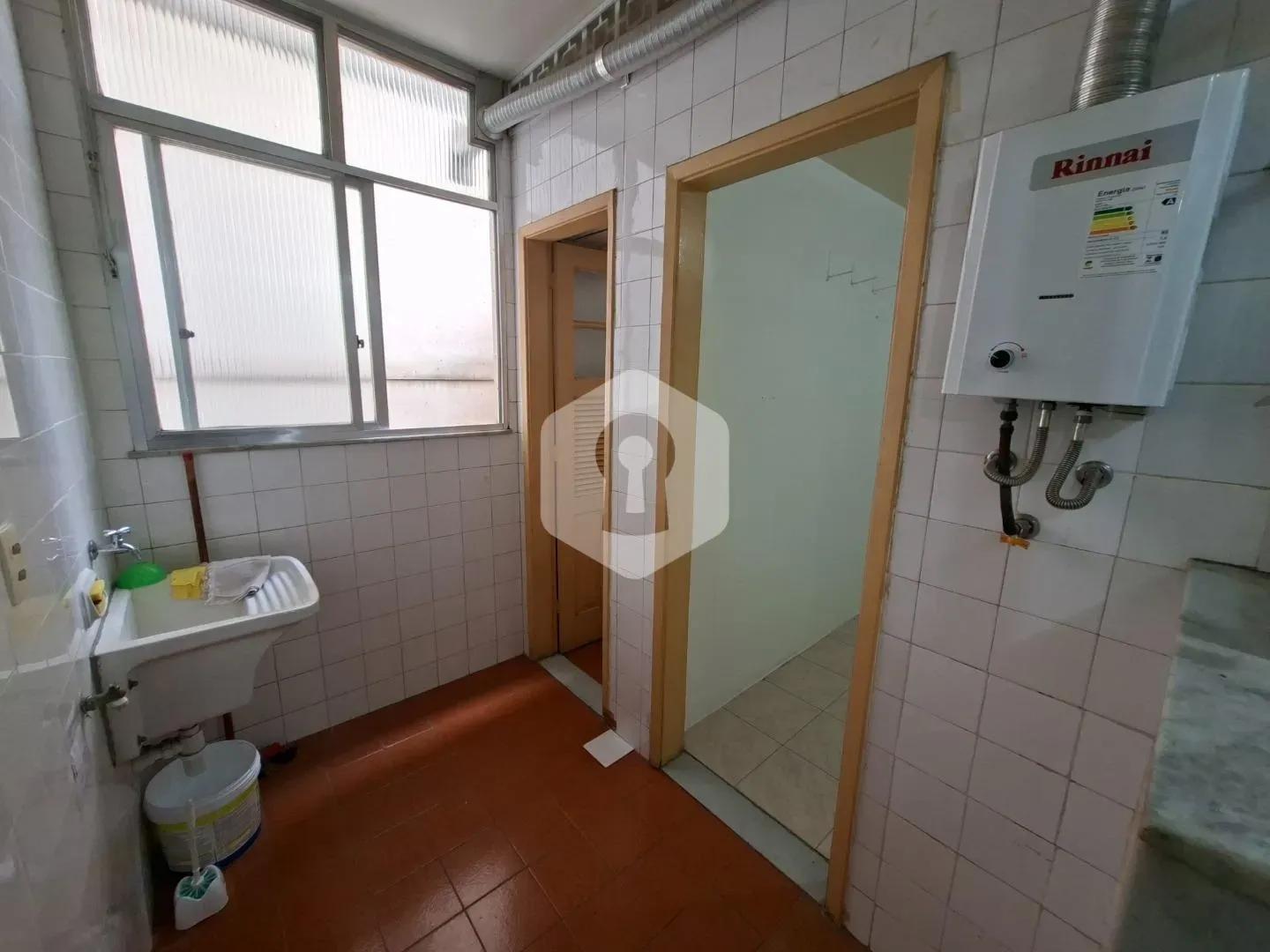 2-bedroom apartment with a home office in Rio de Janeiro — photo 9