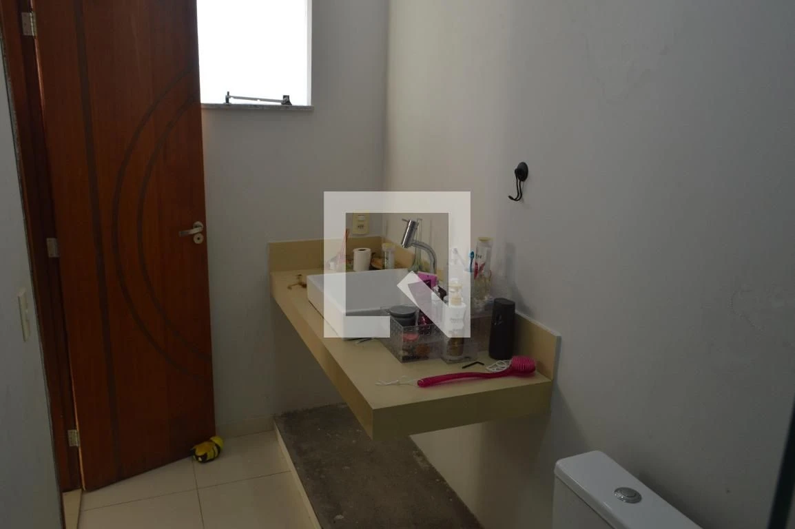 Casa de 5 quartos com 3 suítes e varanda fechada — photo 56