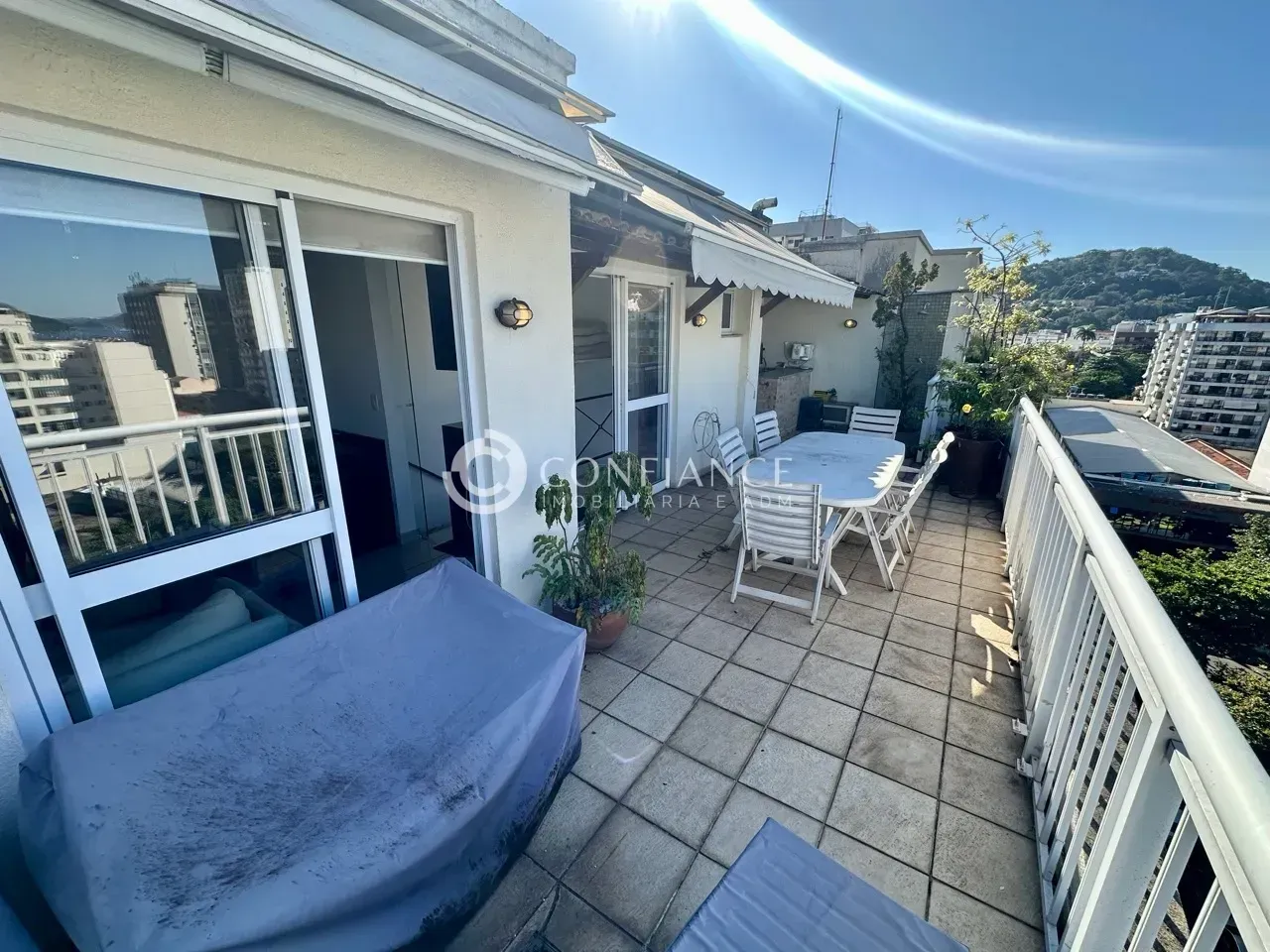 Apartment with enclosed balcony and built-in grill — photo 6