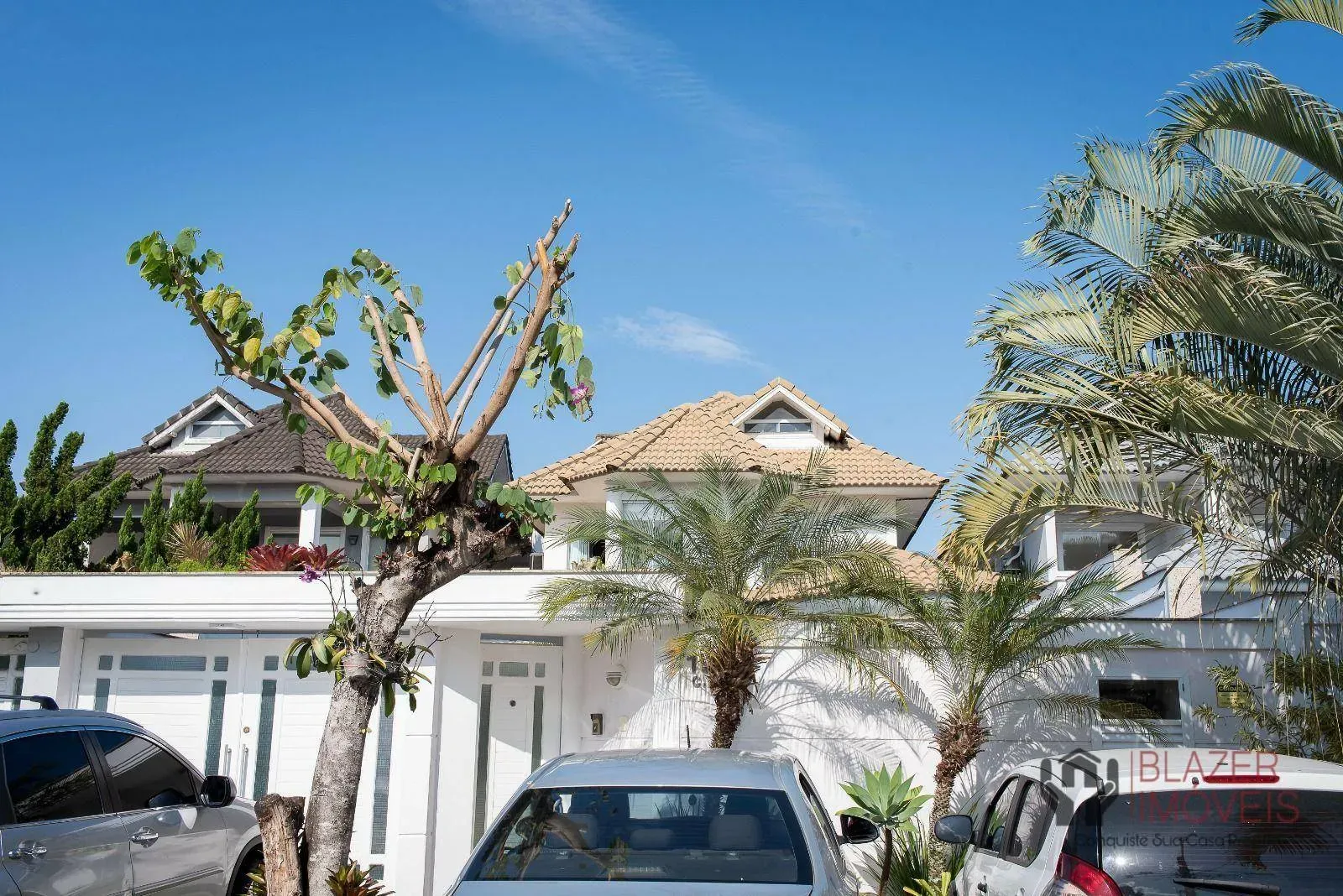 Furnished 4-bedroom house with 354 m² and 5 baths — photo 16